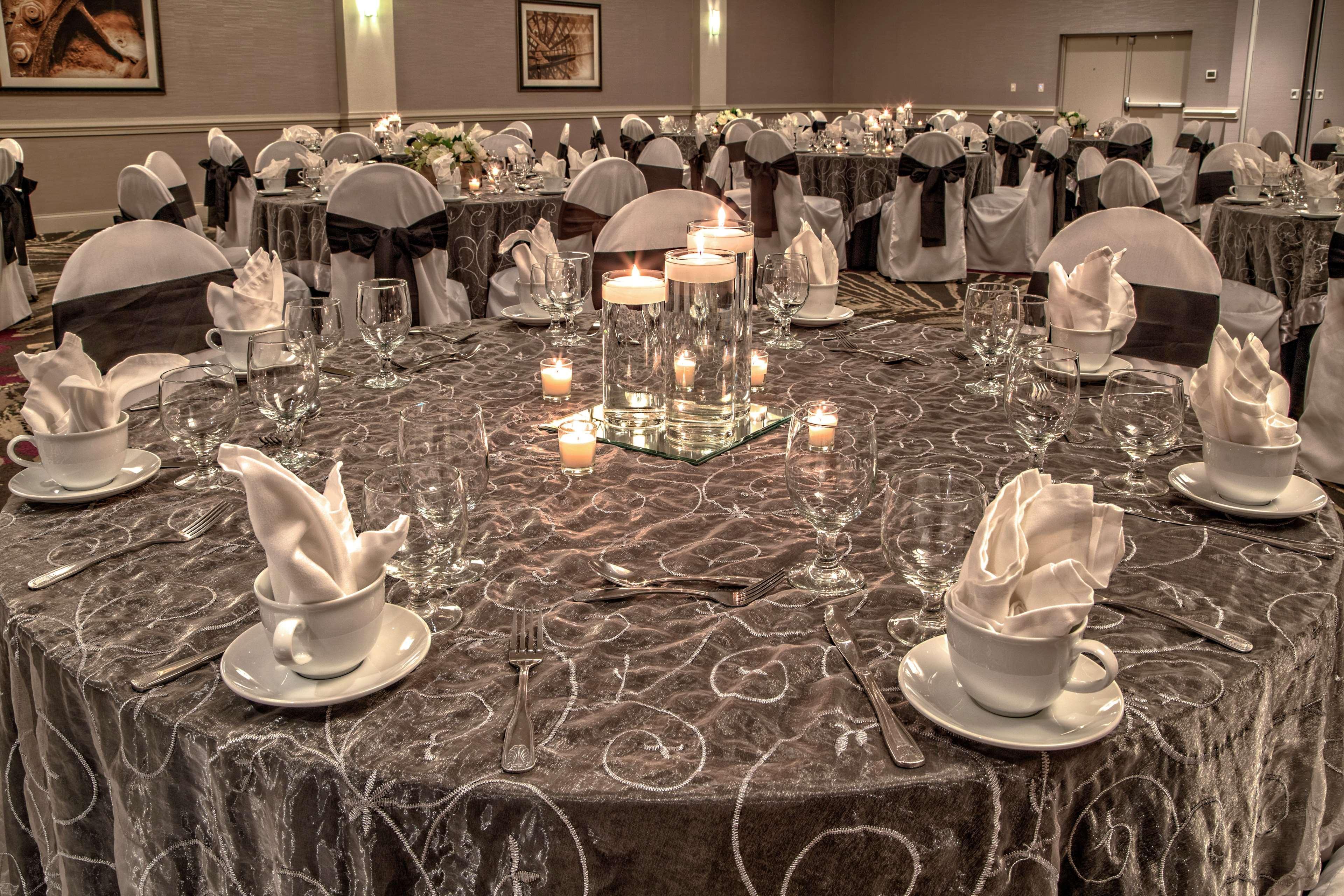 Doubletree By Hilton Decatur Riverfront Экстерьер фото